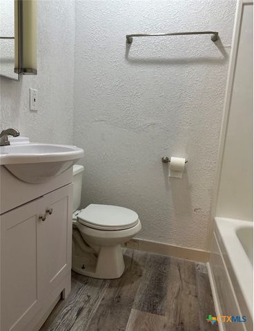 310 W Avenue A, Copperas Cove, TX 76522