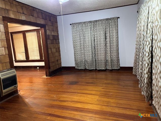 310 W Avenue A, Copperas Cove, TX 76522