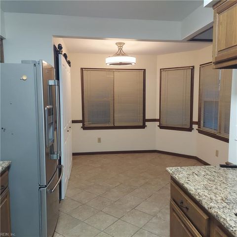 1824 Monet CT, Virginia Beach, VA 23453