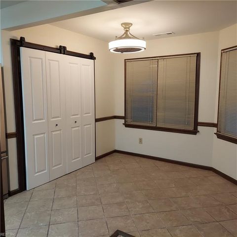 1824 Monet CT, Virginia Beach, VA 23453