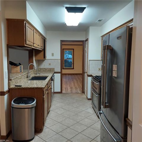 1824 Monet CT, Virginia Beach, VA 23453