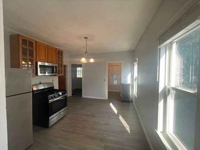 10 Delaware 2, Somerville, MA 02145