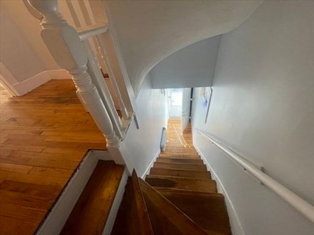 10 Delaware 2, Somerville, MA 02145