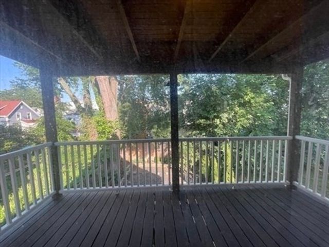 10 Delaware 2, Somerville, MA 02145