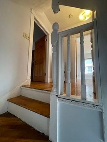 10 Delaware 2, Somerville, MA 02145