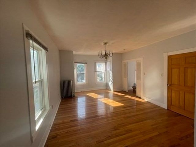 10 Delaware 2, Somerville, MA 02145