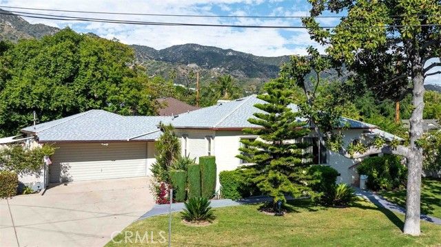 820 S Kenneth, Burbank, CA 91501