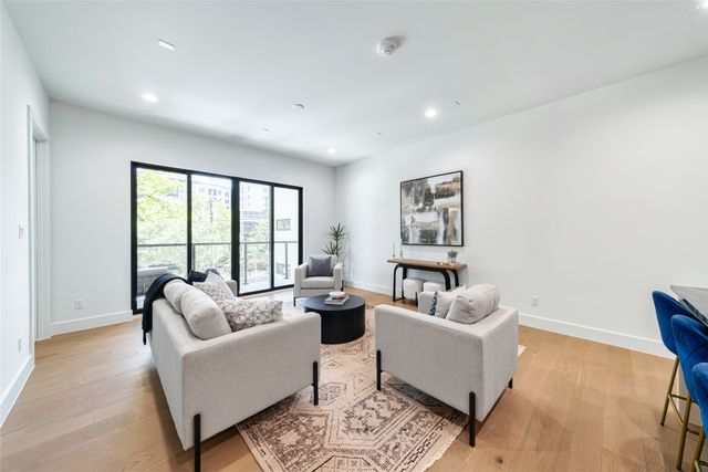 3601 Routh Street 2F, Dallas, TX 75219