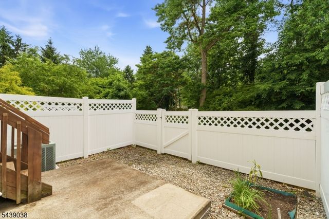 9 Knox Ct., Bernards Twp., NJ 07920