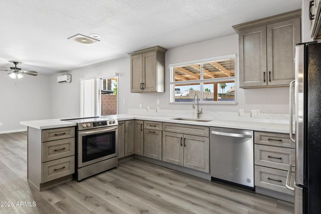 12409 N Columbine Drive, Phoenix, AZ 85029