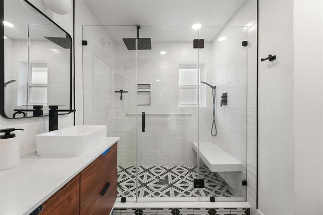 2502 Gerol Circle, Galveston, TX 77551