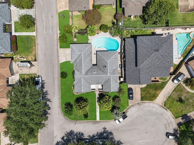 2502 Gerol Circle, Galveston, TX 77551