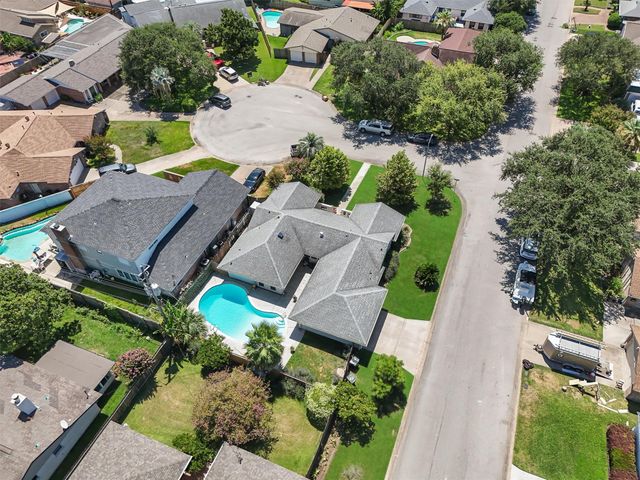 2502 Gerol Circle, Galveston, TX 77551