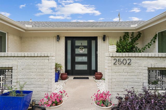 2502 Gerol Circle, Galveston, TX 77551