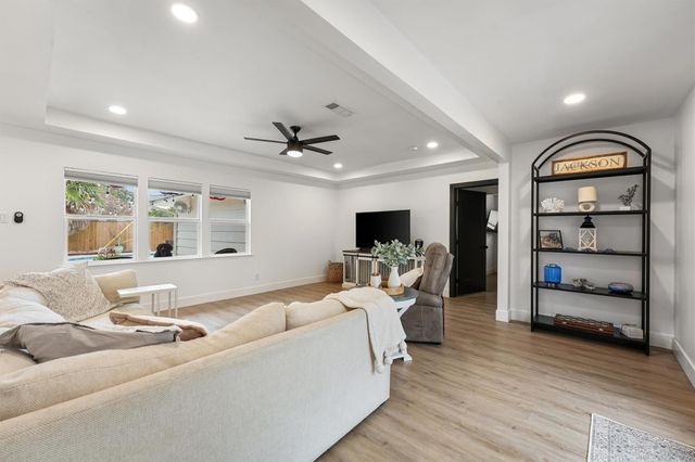 2502 Gerol Circle, Galveston, TX 77551