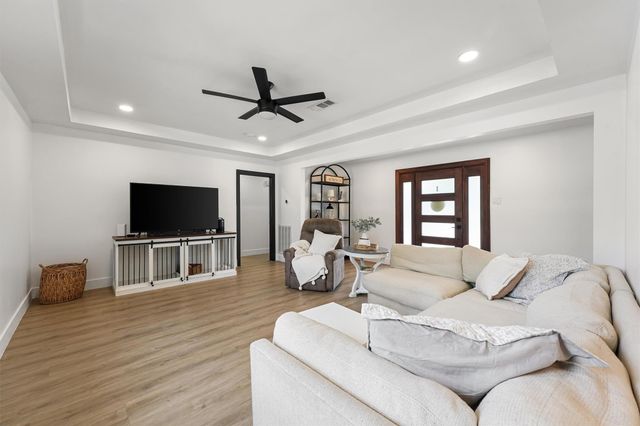 2502 Gerol Circle, Galveston, TX 77551