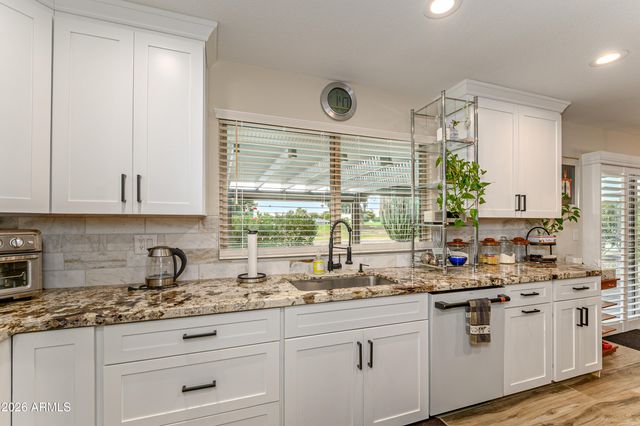 18442 N CONQUISTADOR Drive, Sun City West, AZ 85375