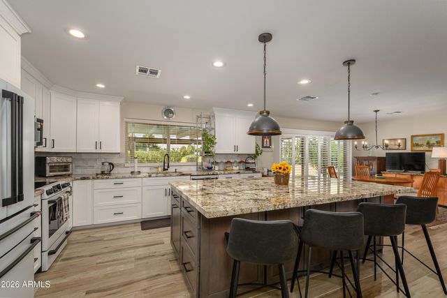 18442 N CONQUISTADOR Drive, Sun City West, AZ 85375