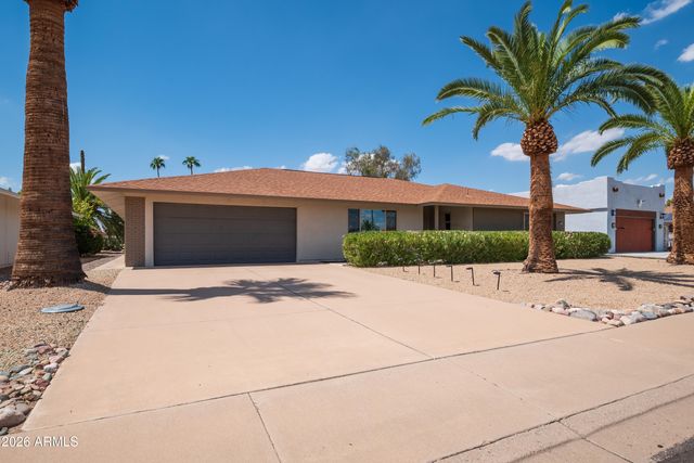18442 N CONQUISTADOR Drive, Sun City West, AZ 85375
