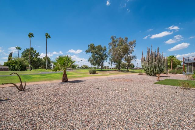 18442 N CONQUISTADOR Drive, Sun City West, AZ 85375