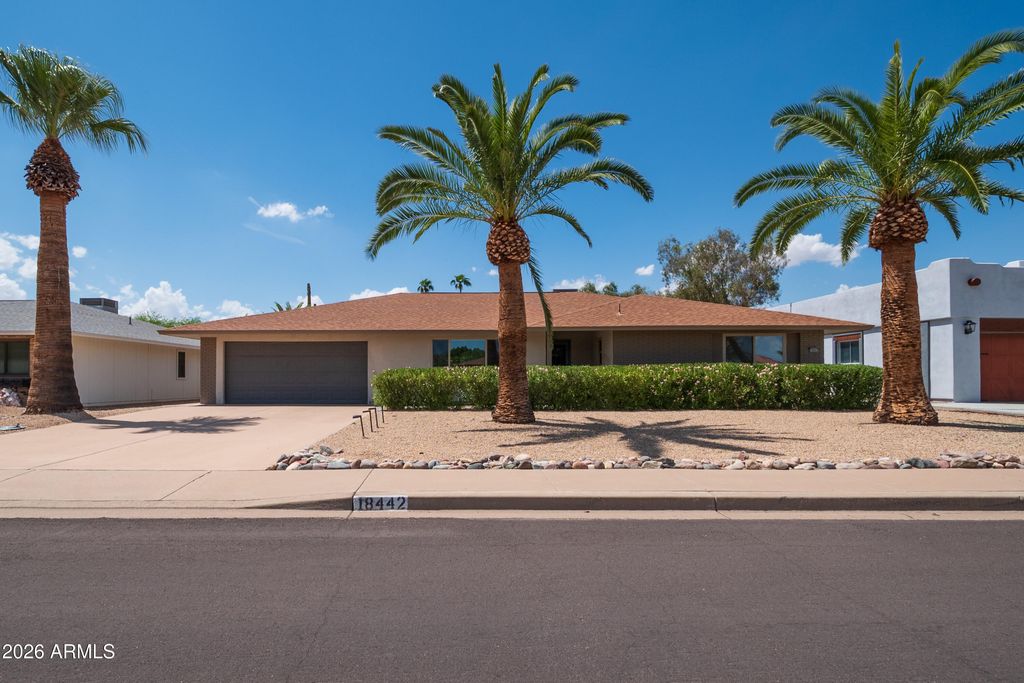 18442 N CONQUISTADOR Drive, Sun City West, AZ 85375