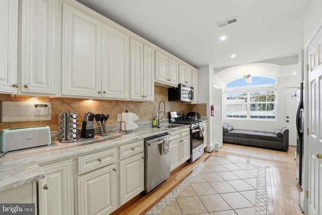 56 ADAMS ST NW, Washington, DC 20001