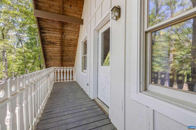2947 MERRIE MEADOWS LN, Keswick, VA 22947