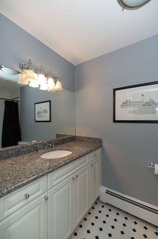 30 Autumn Lane, Hamilton, MA 01982