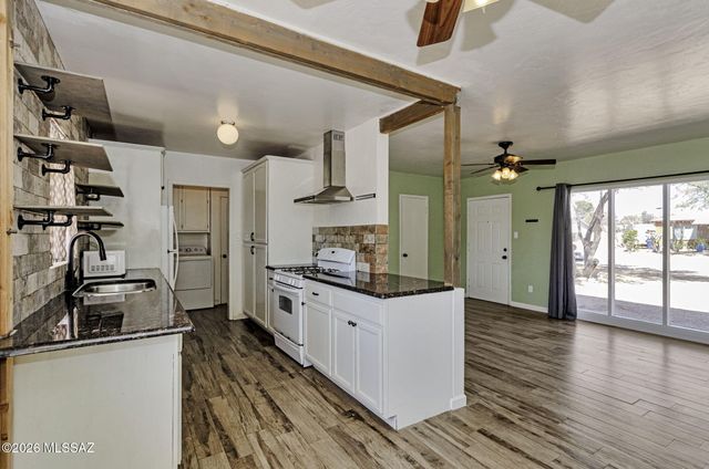 5034 E 17th Street, Tucson, AZ 85711