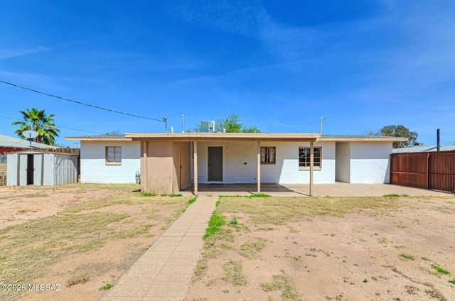 5034 E 17th Street, Tucson, AZ 85711