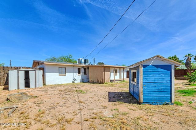 5034 E 17th Street, Tucson, AZ 85711