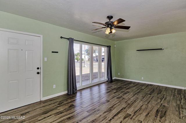 5034 E 17th Street, Tucson, AZ 85711