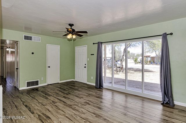 5034 E 17th Street, Tucson, AZ 85711