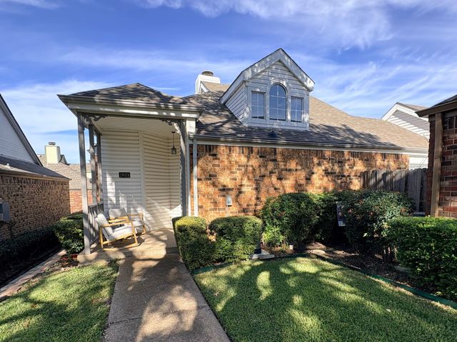 18024 Whispering Gables Lane, Dallas, TX 75287