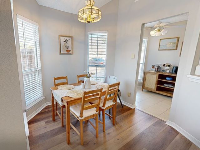 18024 Whispering Gables Lane, Dallas, TX 75287