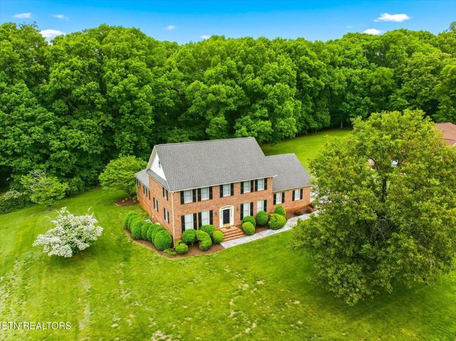 3006 Hawthorne St, Athens, TN 37303