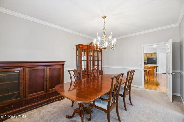 3006 Hawthorne St, Athens, TN 37303