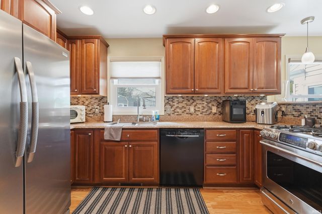 6710 Blue Mist Road, Fort Wayne, IN 46819