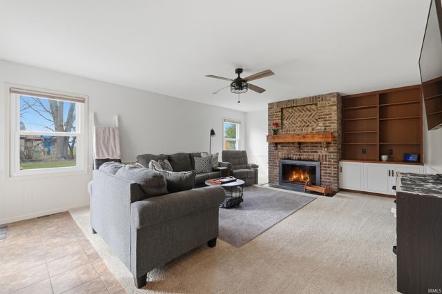 6710 Blue Mist Road, Fort Wayne, IN 46819