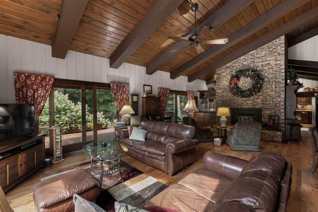 12879 Lakeshore Drive, Grand Haven, MI 49417