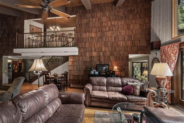 12879 Lakeshore Drive, Grand Haven, MI 49417