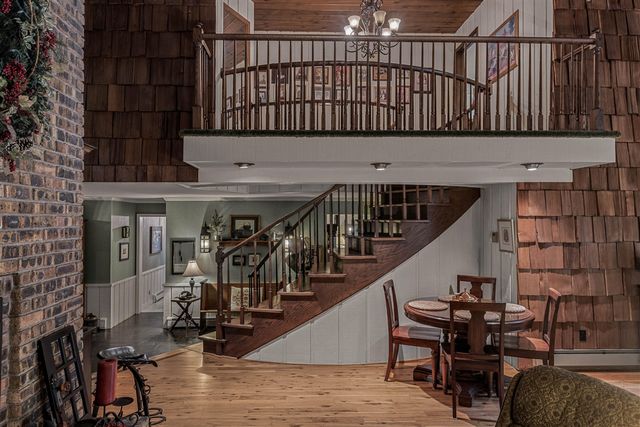 12879 Lakeshore Drive, Grand Haven, MI 49417