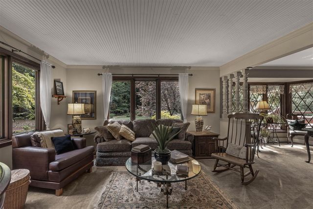 12879 Lakeshore Drive, Grand Haven, MI 49417