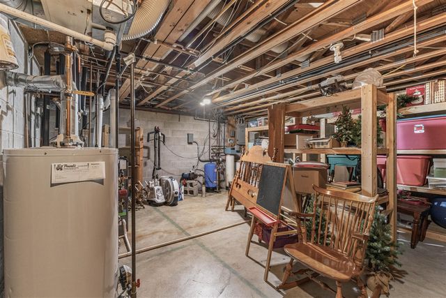 12879 Lakeshore Drive, Grand Haven, MI 49417