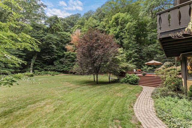 12879 Lakeshore Drive, Grand Haven, MI 49417