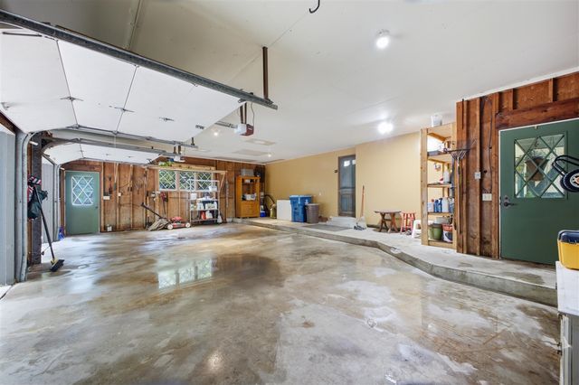 12879 Lakeshore Drive, Grand Haven, MI 49417