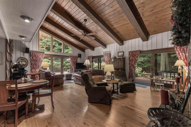12879 Lakeshore Drive, Grand Haven, MI 49417