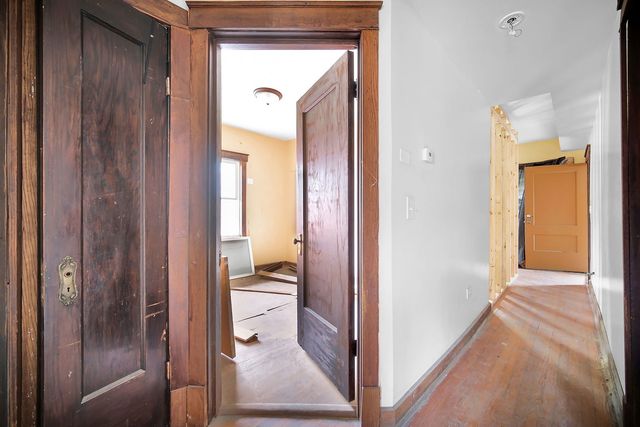 446 N Pine Avenue, Chicago, IL 60644
