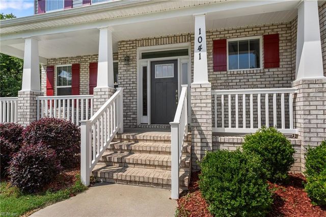 1041 Cathedral DR, Suffolk, VA 23434