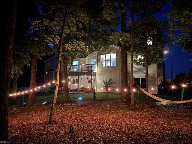 1041 Cathedral DR, Suffolk, VA 23434